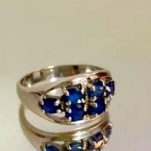 18K white gold and sapphire ring, size 7 women, 4.2 g estate vintage design